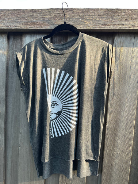 W- Mosaic Sun Tee